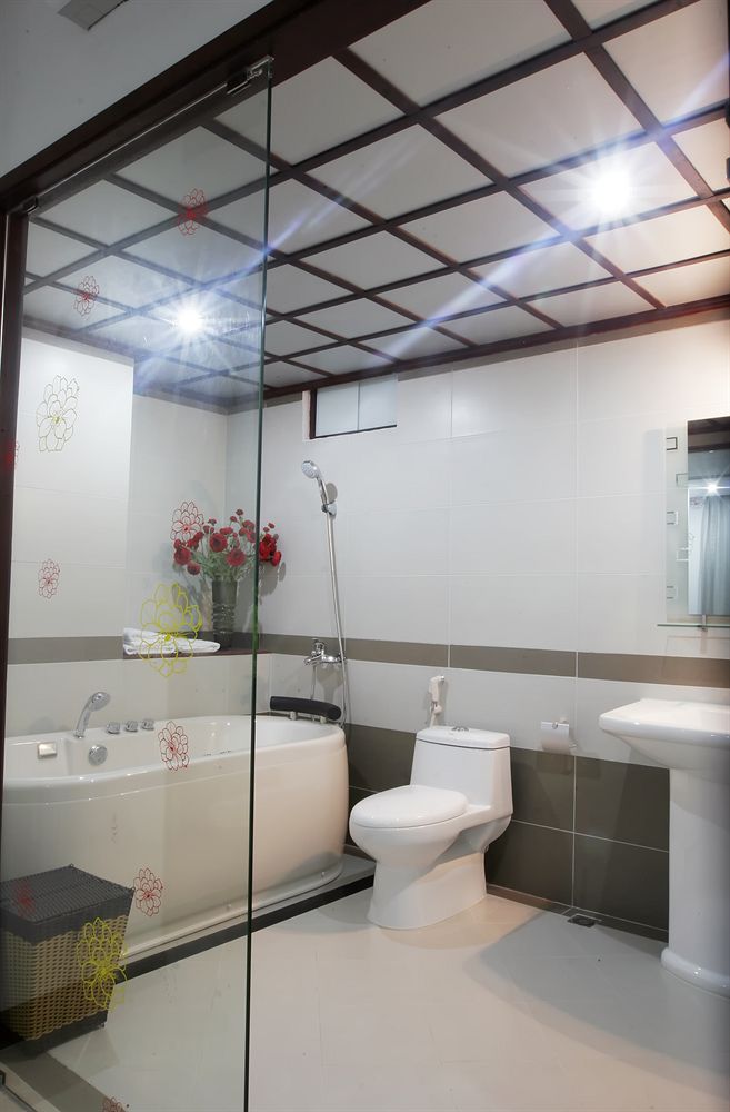 Phòng tắm